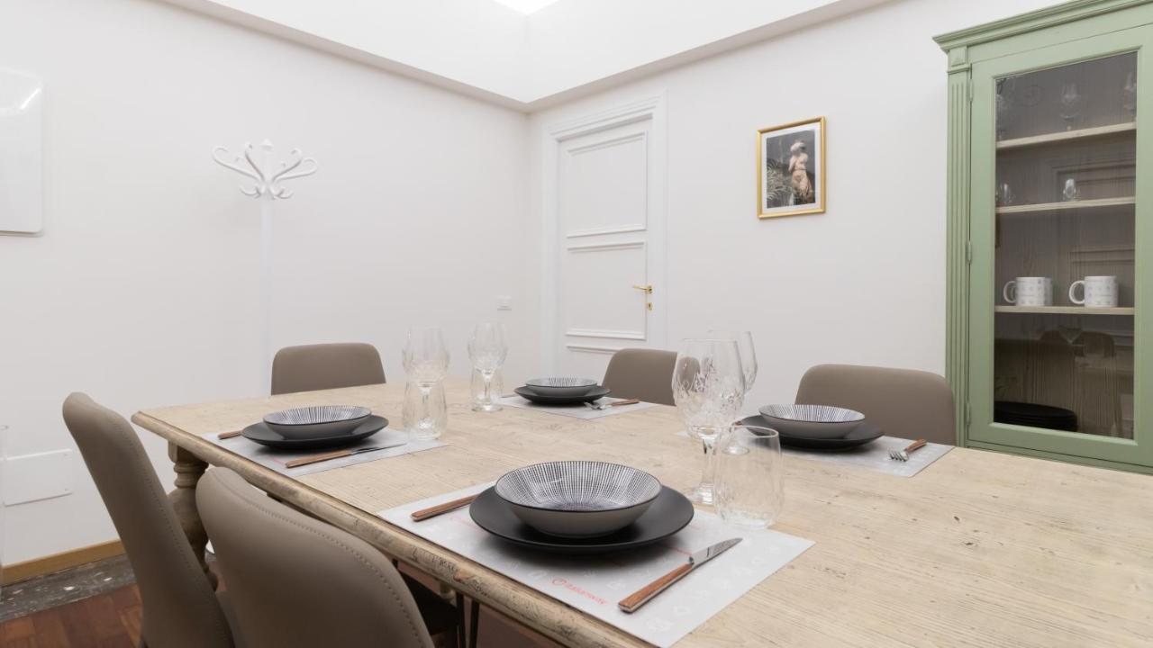 Italianway - Barberini Elegantia Apartments Roma Εξωτερικό φωτογραφία