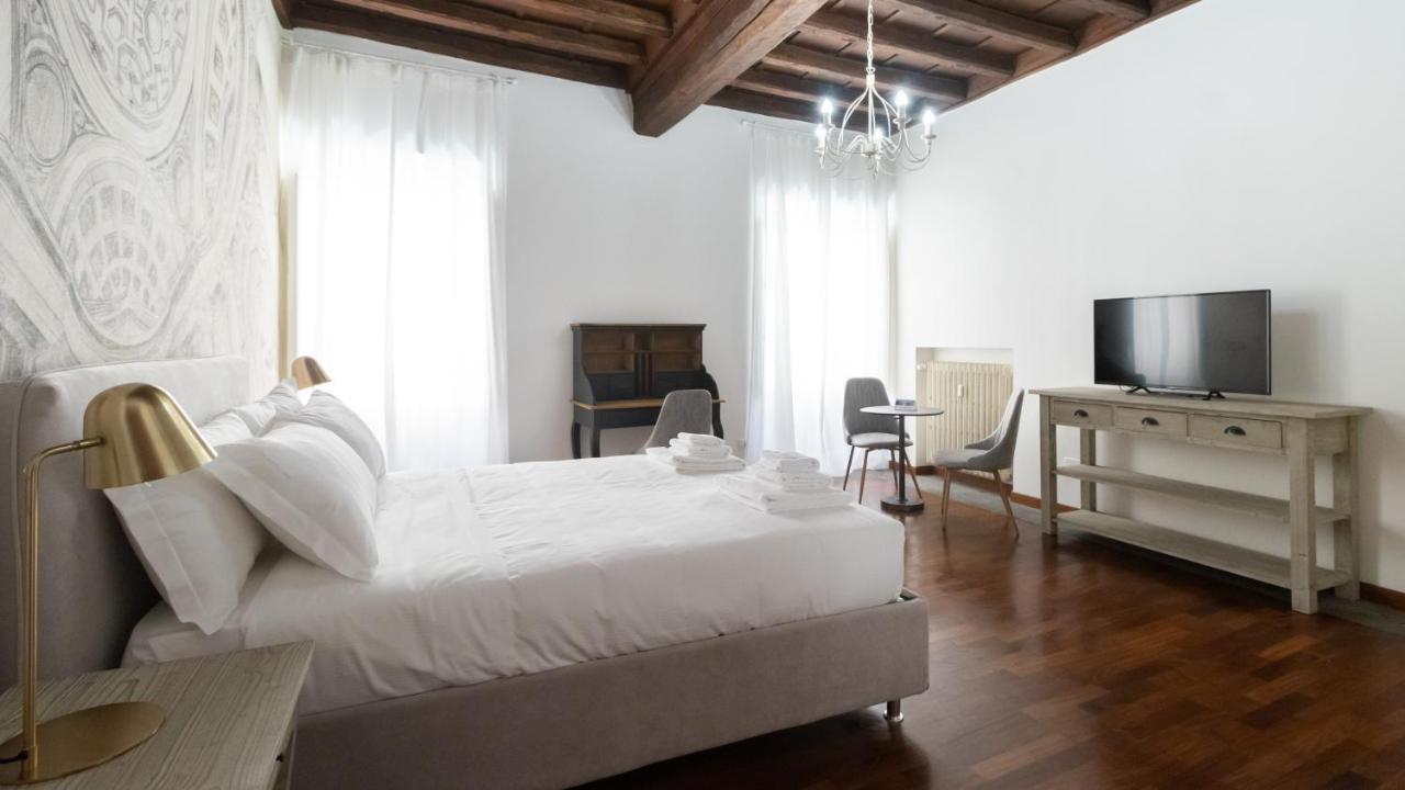 Italianway - Barberini Elegantia Apartments Roma Εξωτερικό φωτογραφία